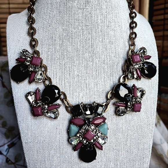 J. Crew Dark Mauve Black Smoke Mint Brass Statement Necklace Lifesaver Clasp EUC - Picture 2 of 12